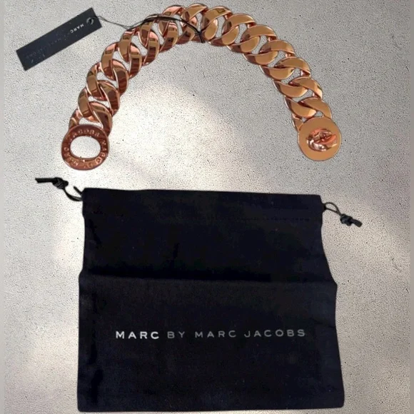 NEW Marc By Marc Jacobs RoseGold Kate Turn-Lock Chain Link Bracelet w/Dustbag - Picture 4 of 7